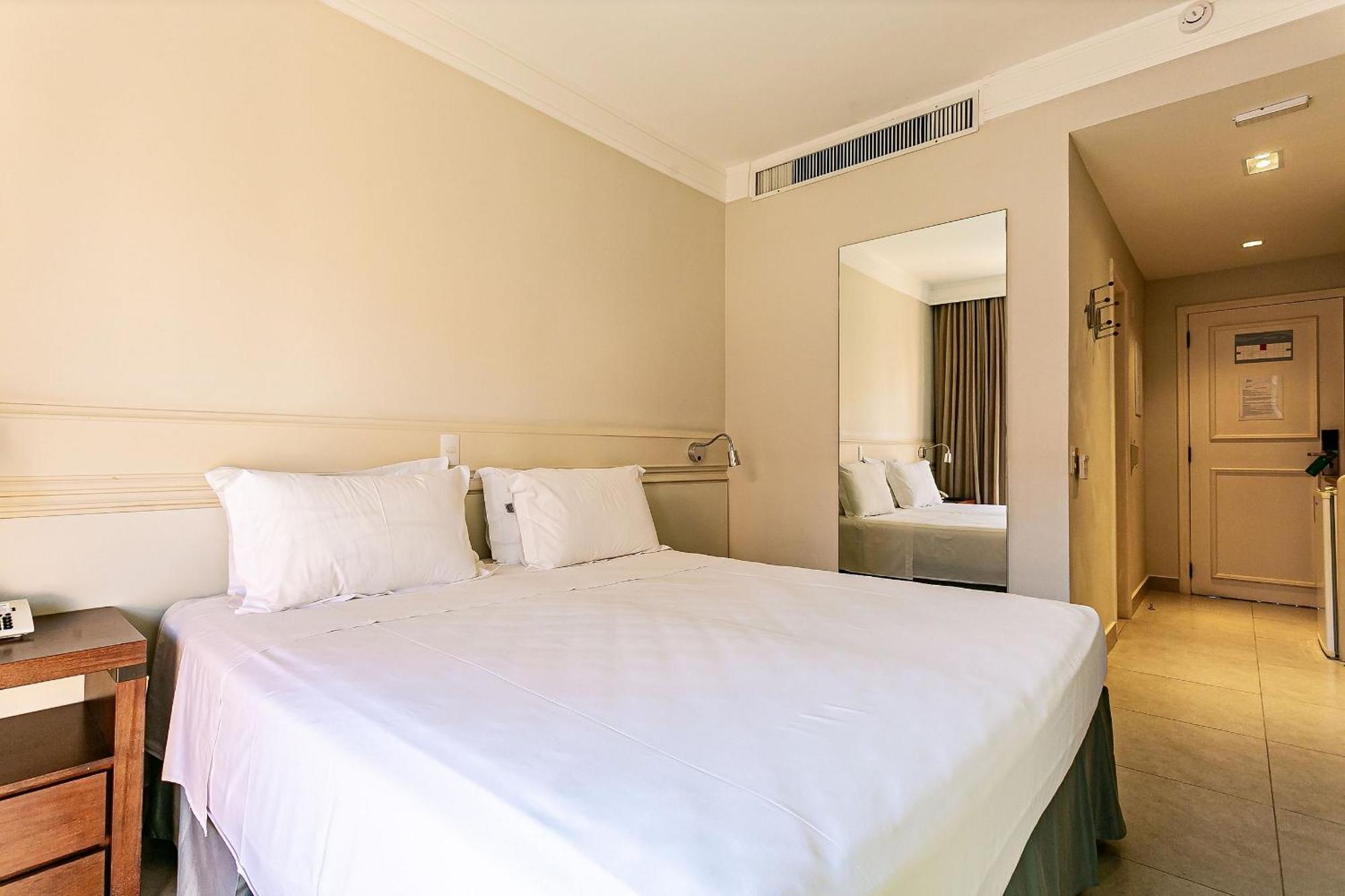Resort Pe Na Areia - Studios Direto Com Proprietario Jbvjr Florianópolis 外观 照片